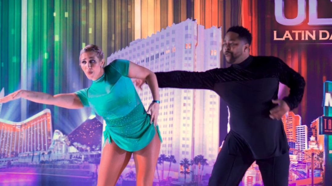 William Carpenter and Melissa Fuentes - PRO-AM LADIES INTERMEDIATE SALSA SHOWCASE FINAL