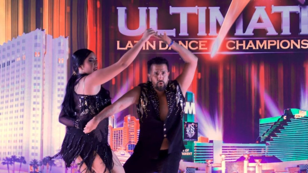 Johnny Perdomo and Alexa Clemente - PRO-AM LADIES INTERMEDIATE BACHATA SHOWCASE FINAL