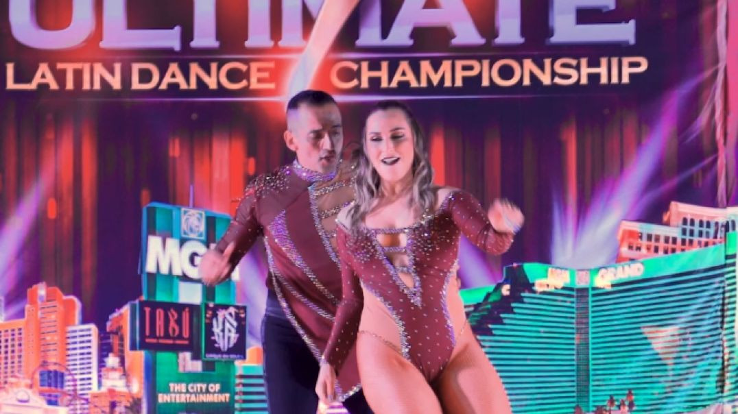 Juan Pedro Navarro and Katrina Poppel - PRO-AM LADIES ADVANCED BACHATA SHOWCASE FINAL