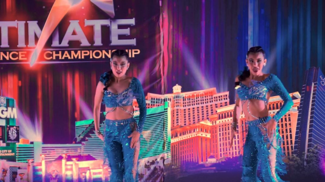 Mia Sornoza  Sabina Cardona - AMATEUR LADIES  SAME GENDER  BACHATA  SHOWCASE 17 AND  UNDER FINAL