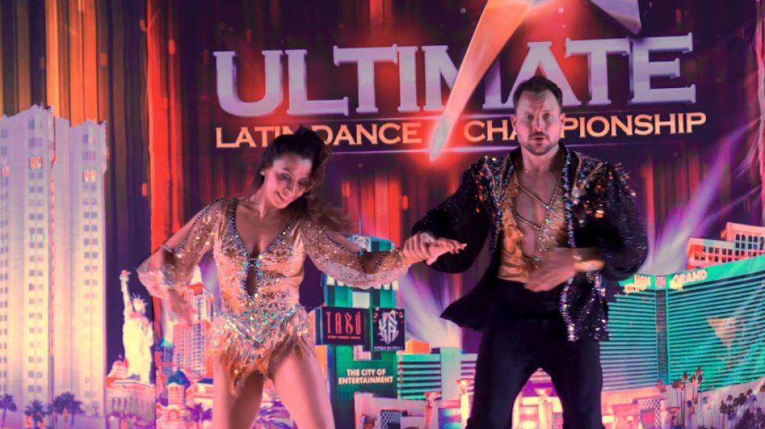 Dale Parker & Alejandra Preitz - AMATEUR  INTERMEDIATE  BACHATA  SHOWCASE FINAL