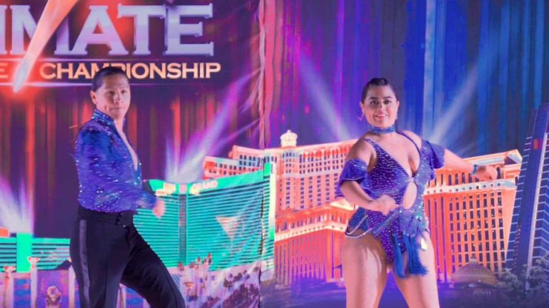 Juan Vazquez and  Jessica Camarena - OPEN SALSA NON-CABARET SHOWCASE SEMIFINAL
