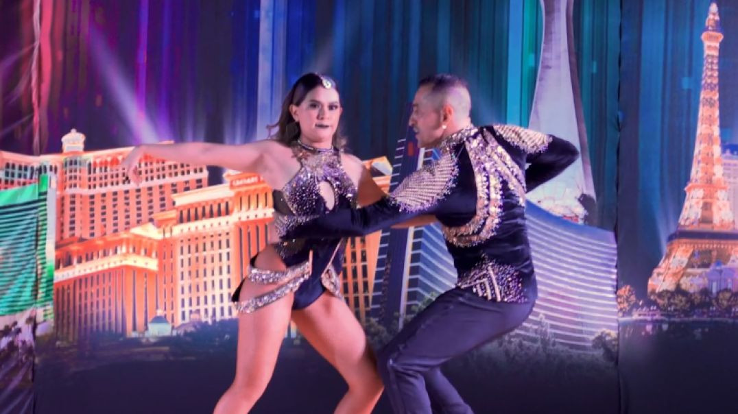 JuanPe y Diana - Open Bachata Non-Cabaret Showcase Final