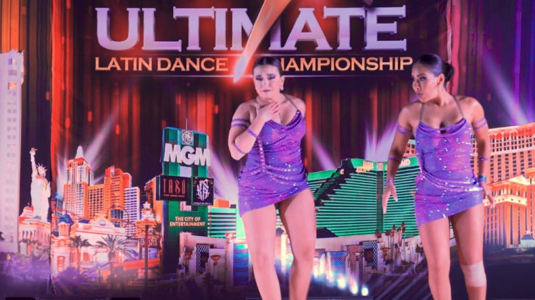 Linda Saenz and Carolina Pobluchenco - Open Ladies Same Gender Bachata Showcase Final