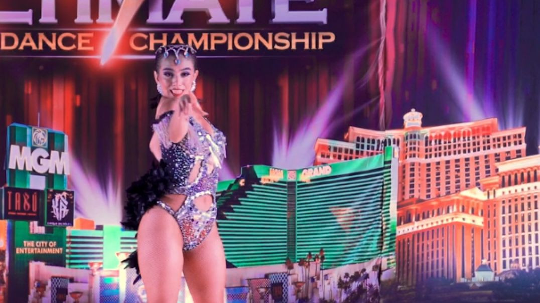 Isabel Cristina - Open Ladies Salsa Solo Showcase Final